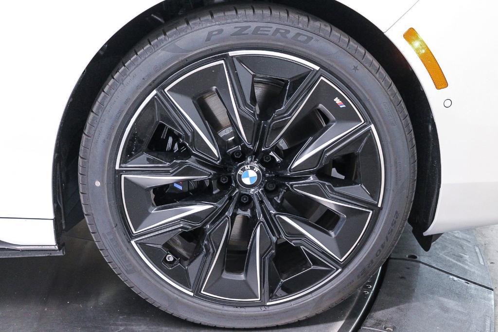 new 2025 BMW i7 car, priced at $134,175