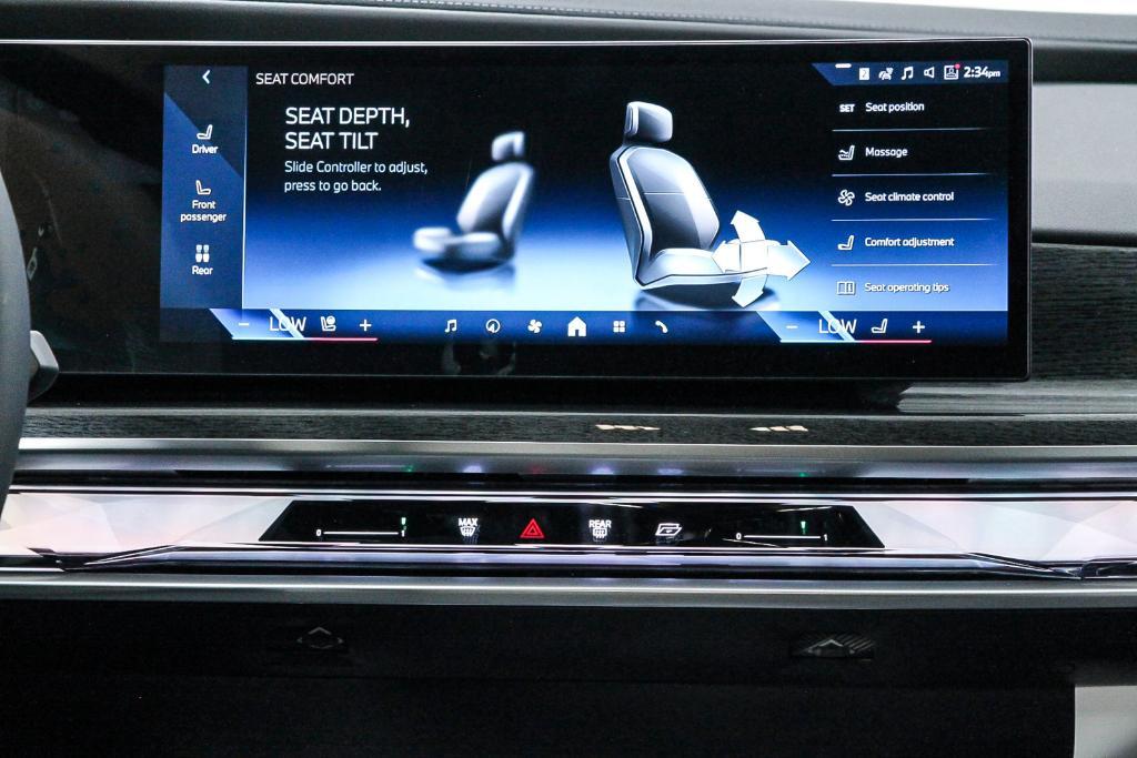 new 2025 BMW i7 car, priced at $134,175