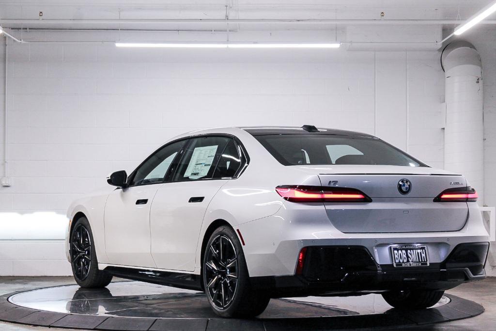 new 2025 BMW i7 car, priced at $134,175
