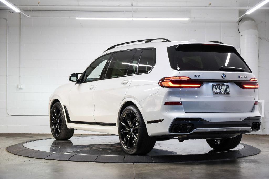 new 2025 BMW X7 car, priced at $119,730