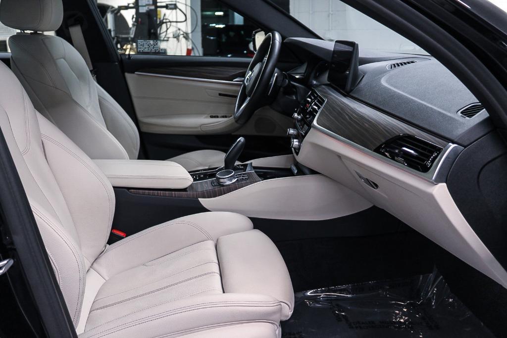 used 2022 BMW 540 car, priced at $41,991