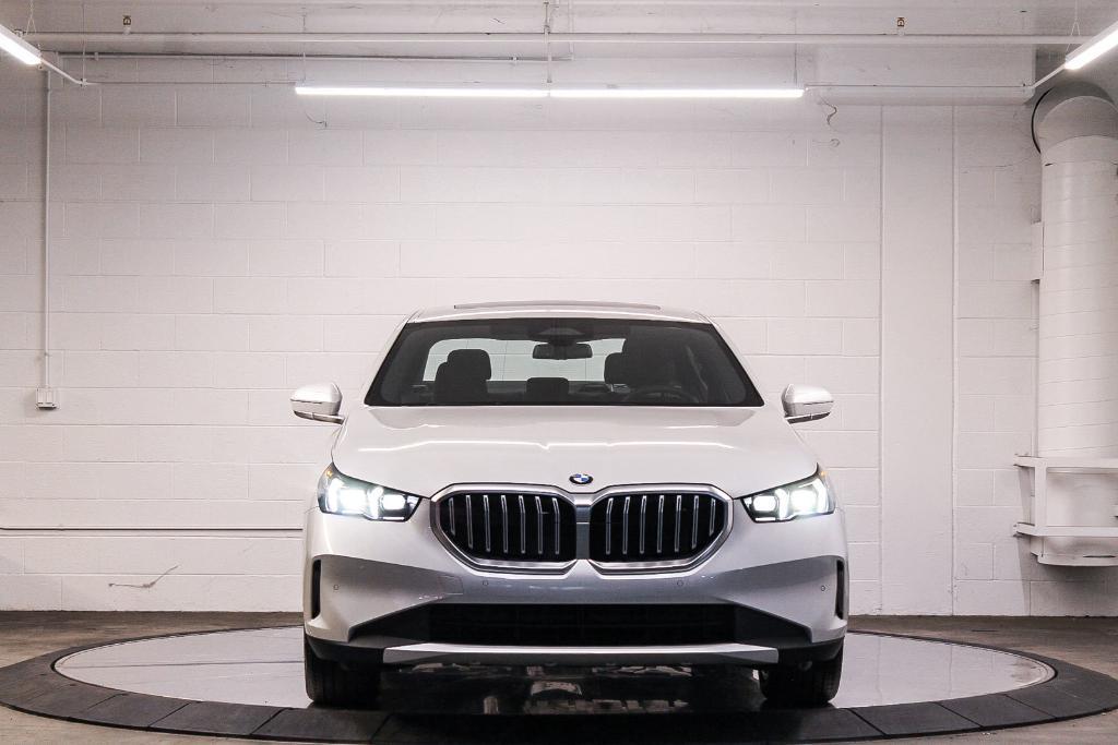 new 2024 BMW 540 car, priced at $67,295