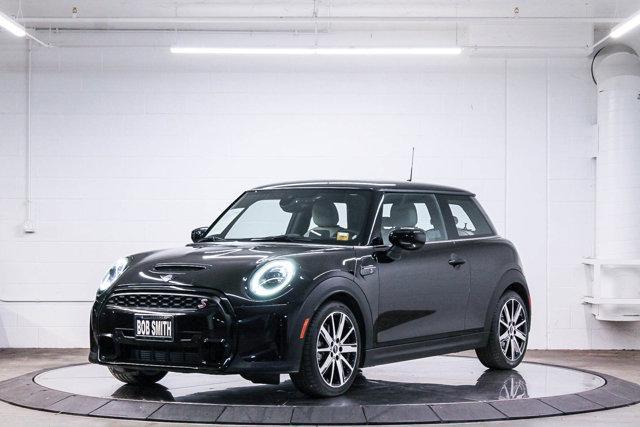 used 2022 MINI Hardtop car, priced at $27,991