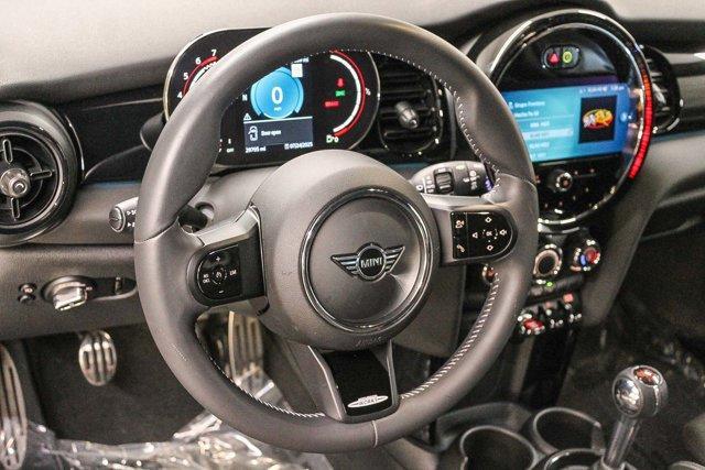 used 2022 MINI Hardtop car, priced at $27,991