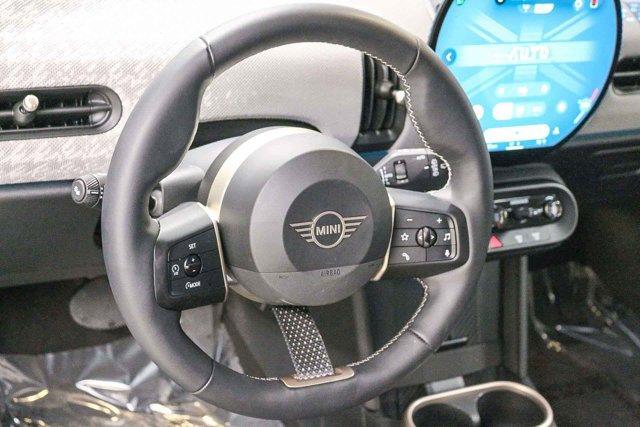 used 2025 MINI Hardtop car, priced at $33,345