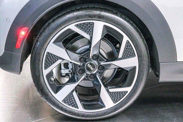 used 2025 MINI Hardtop car, priced at $33,345