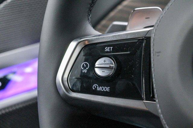 new 2025 BMW 760 car, priced at $130,675