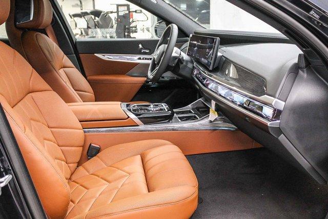 new 2025 BMW i7 car, priced at $115,595