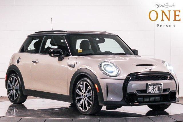 used 2022 MINI Hardtop car, priced at $25,991