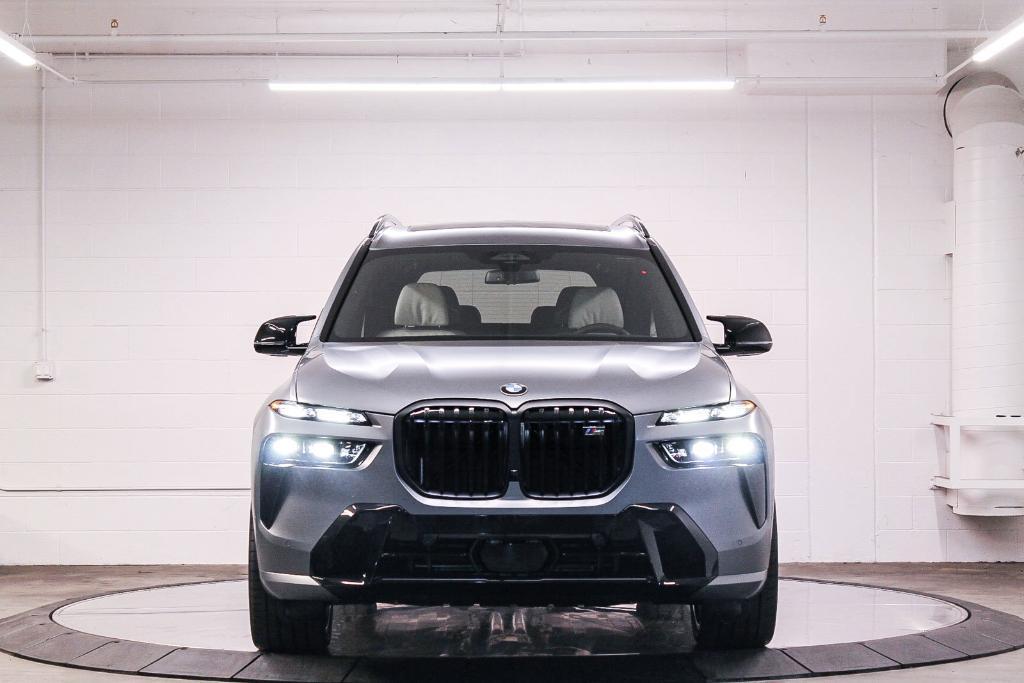 new 2025 BMW X7 car, priced at $130,775