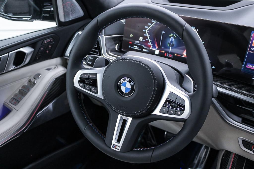 new 2025 BMW X7 car, priced at $130,775