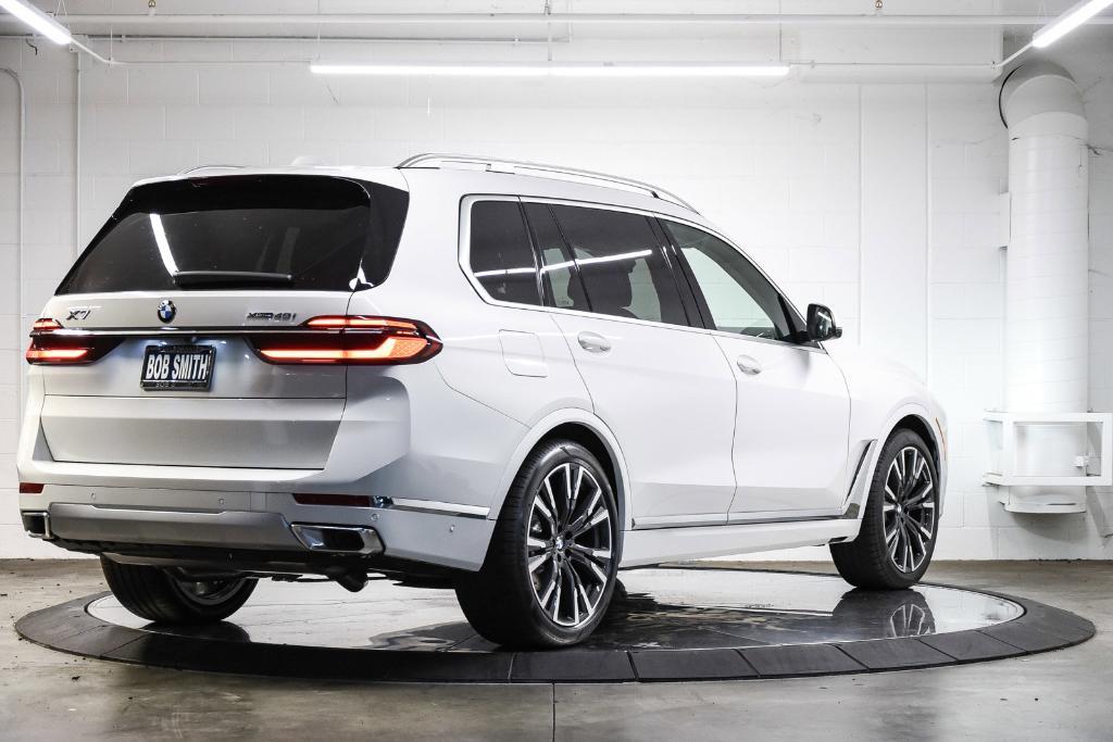 new 2025 BMW X7 car, priced at $91,765