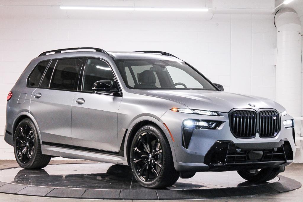 new 2025 BMW X7 car, priced at $126,525