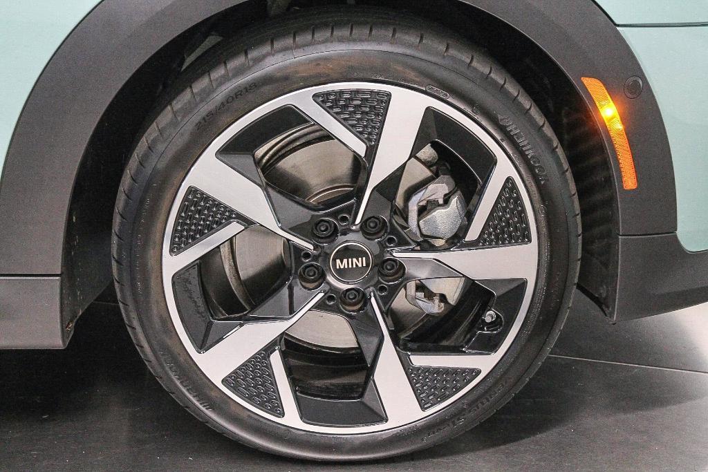 used 2025 MINI Hardtop car, priced at $33,991