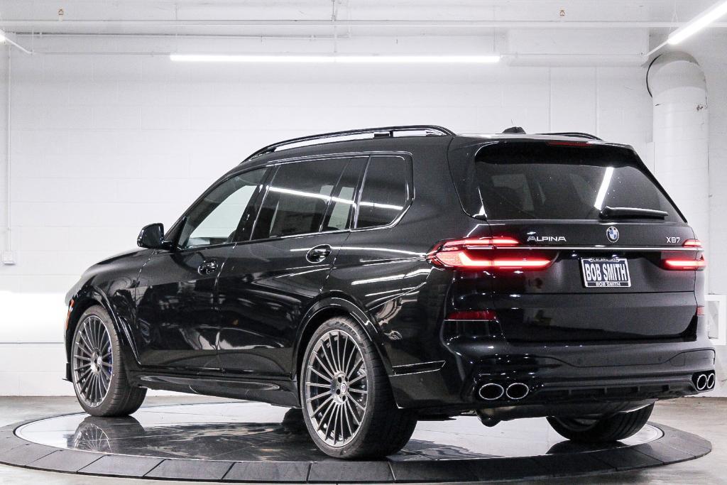 new 2025 BMW X7 car, priced at $157,645