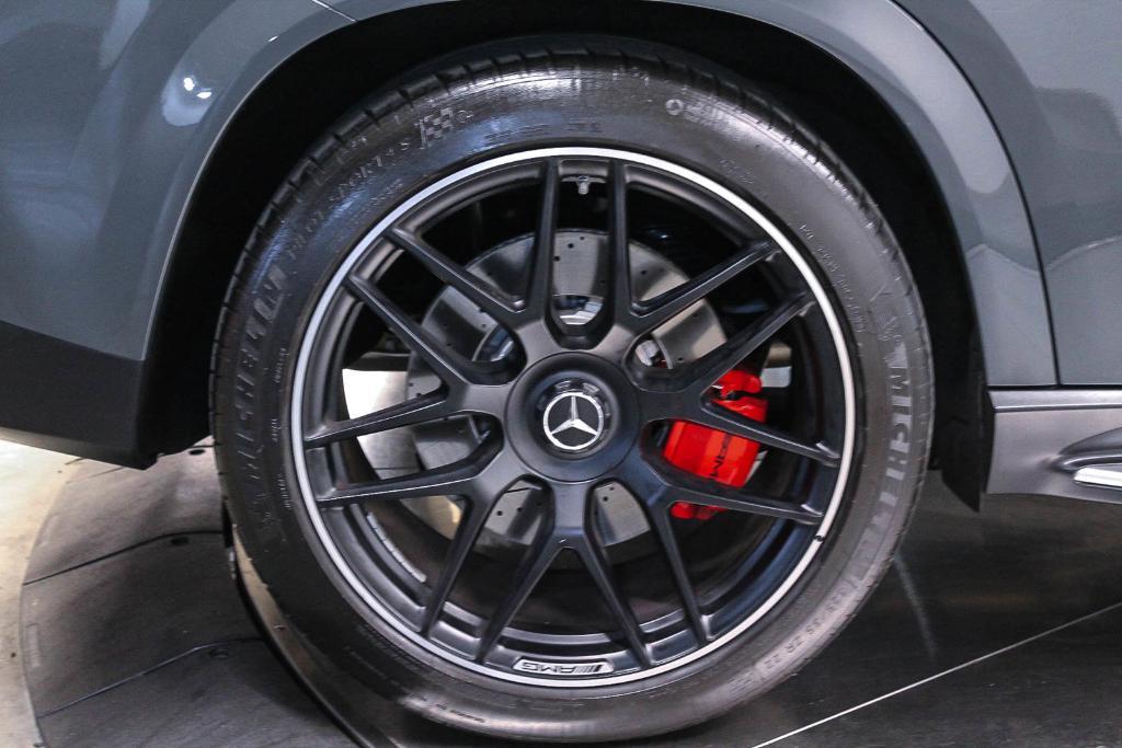 used 2025 Mercedes-Benz AMG GLE 63 car, priced at $129,991