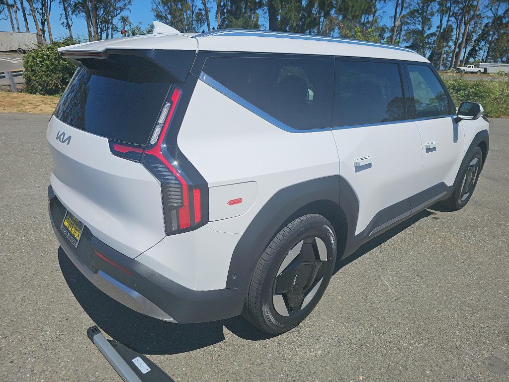 new 2026 Kia EV9 car, priced at $66,668