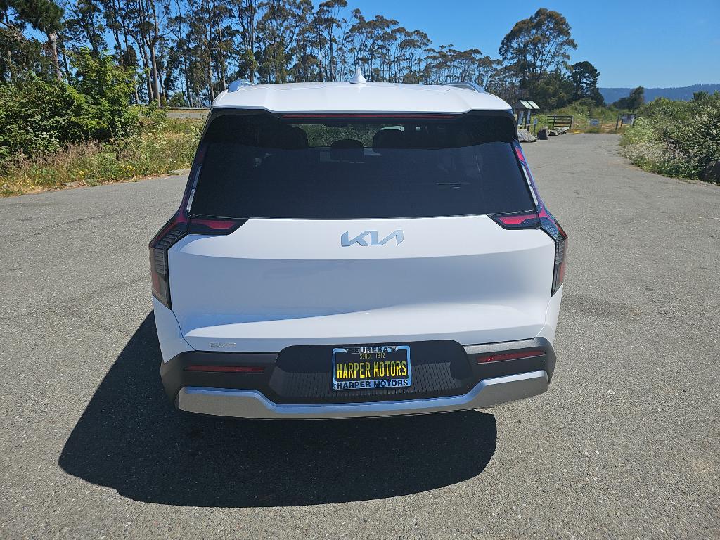 new 2026 Kia EV9 car, priced at $66,668