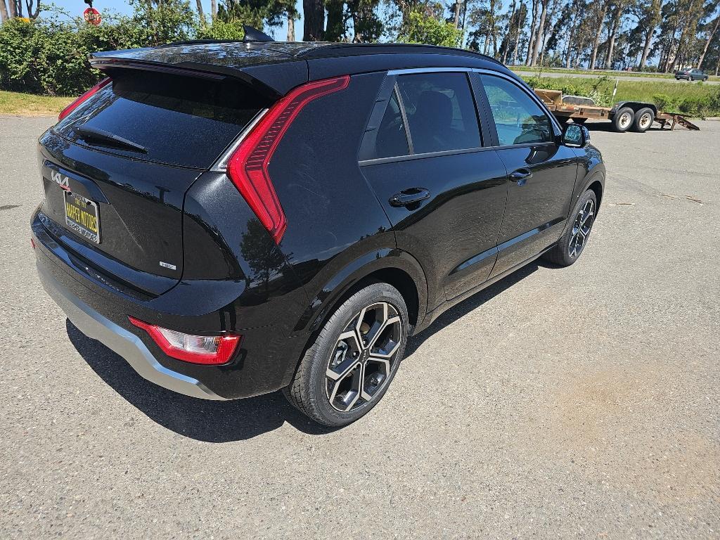 new 2025 Kia Niro car, priced at $34,154