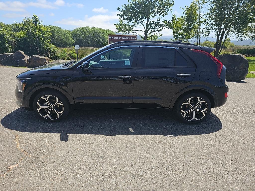 new 2025 Kia Niro car, priced at $34,154
