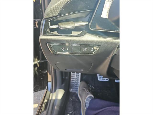 new 2025 Kia Niro car, priced at $34,154
