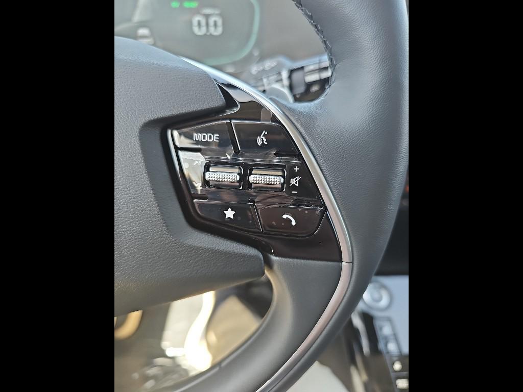new 2025 Kia Niro car, priced at $42,609