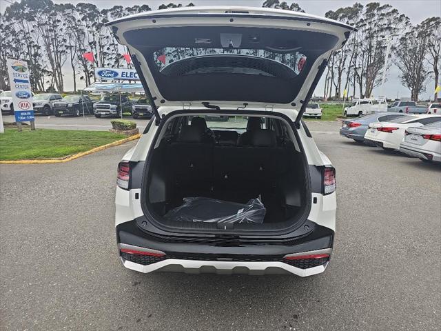 new 2025 Kia Sportage Hybrid car, priced at $39,854
