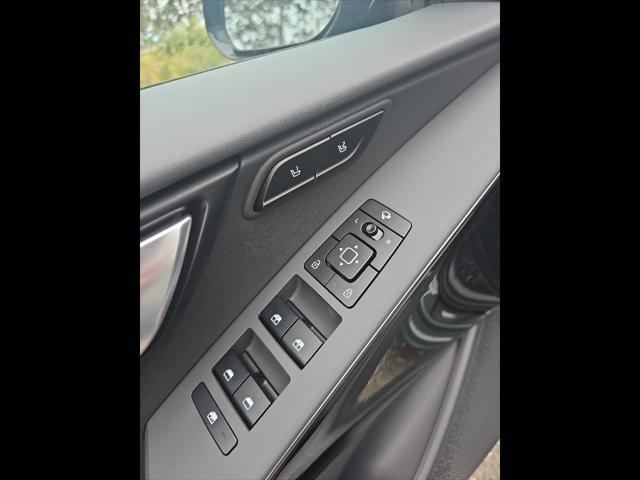 new 2025 Kia Niro car, priced at $42,459