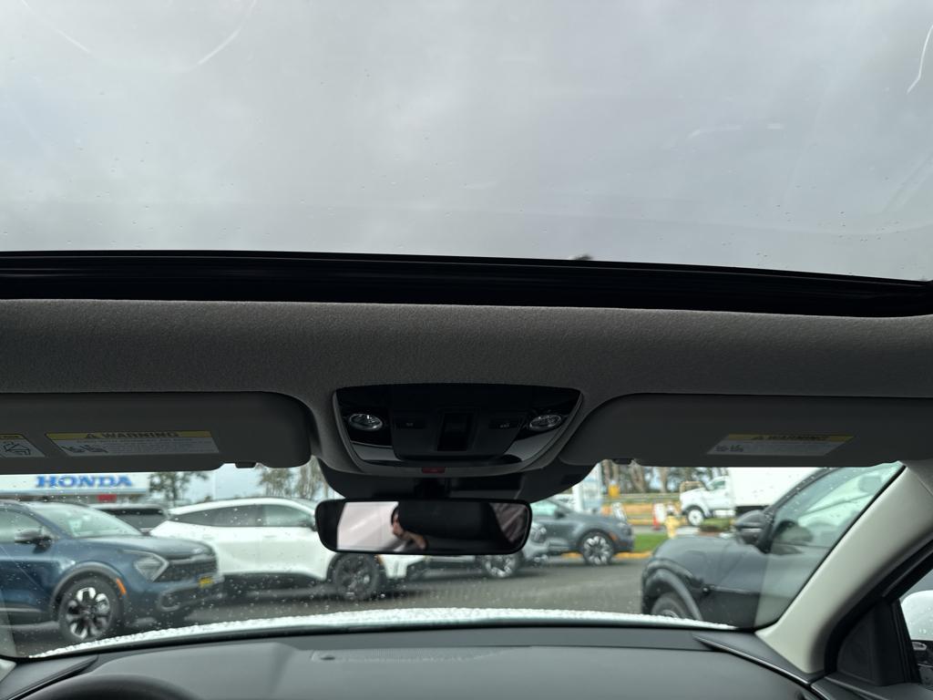new 2025 Kia Niro car, priced at $36,599