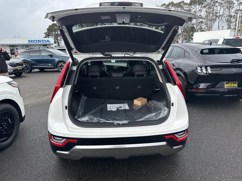 new 2025 Kia Niro car, priced at $36,599