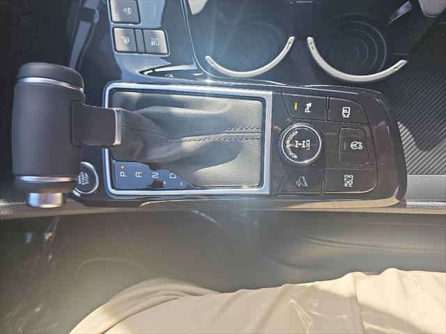 new 2025 Kia Sportage car, priced at $38,854