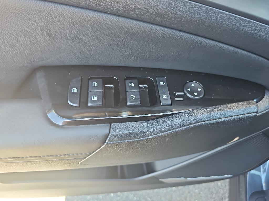 used 2023 Kia Sportage Hybrid car, priced at $30,995