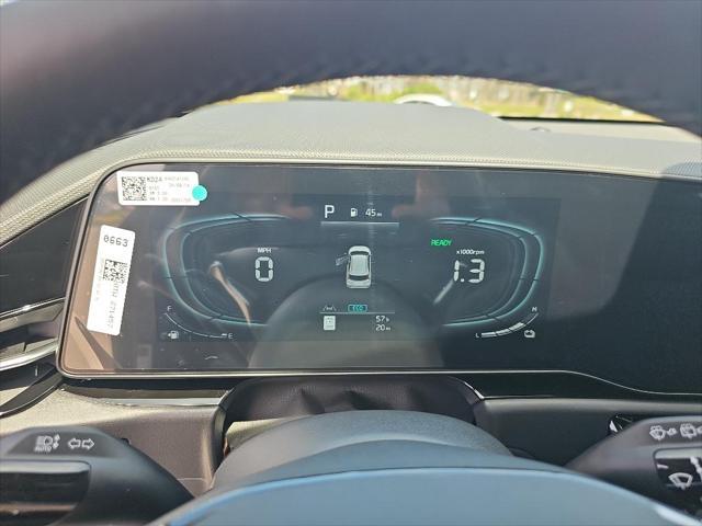 new 2025 Kia Niro car, priced at $31,609