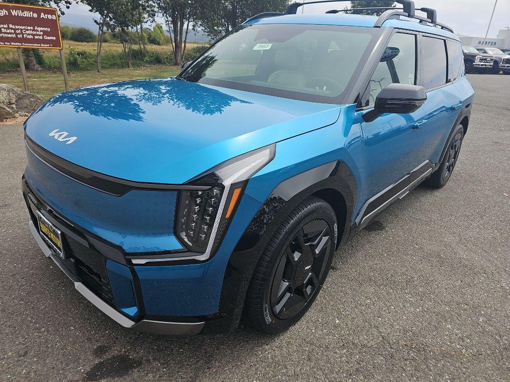 new 2026 Kia EV9 car, priced at $76,889