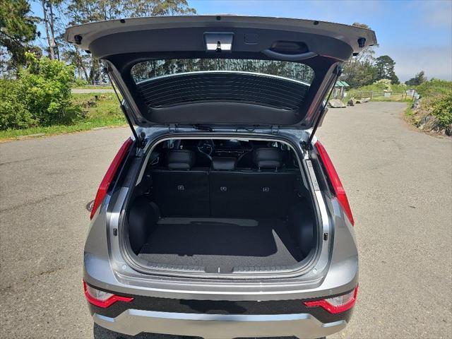 new 2025 Kia Niro car, priced at $33,854