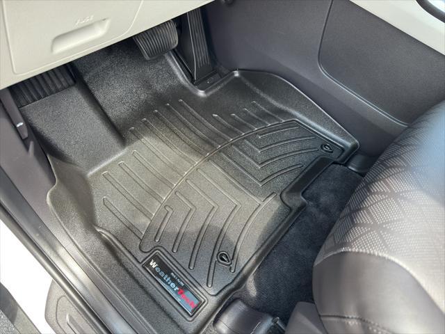 used 2024 Kia Carnival car, priced at $35,995