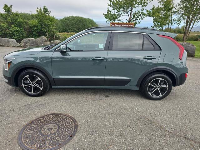 new 2025 Kia Niro car, priced at $31,554