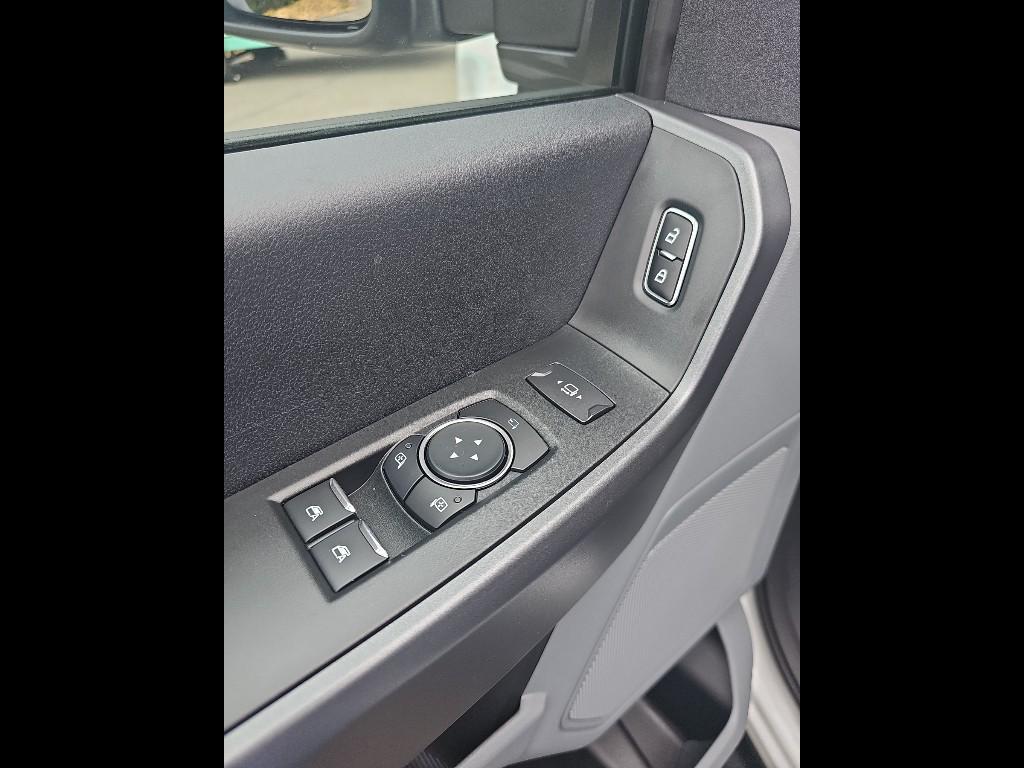 new 2025 Ford F-350 car, priced at $59,784