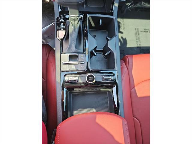 new 2025 Kia K5 car, priced at $32,604