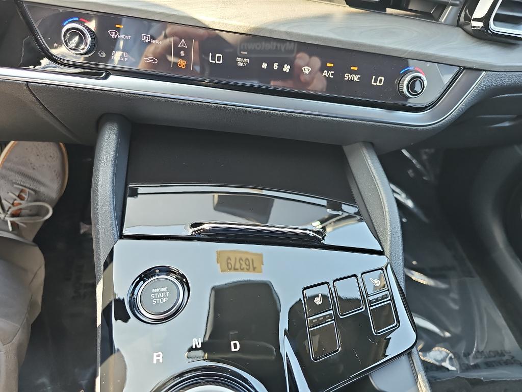 new 2025 Kia Sportage car, priced at $41,954