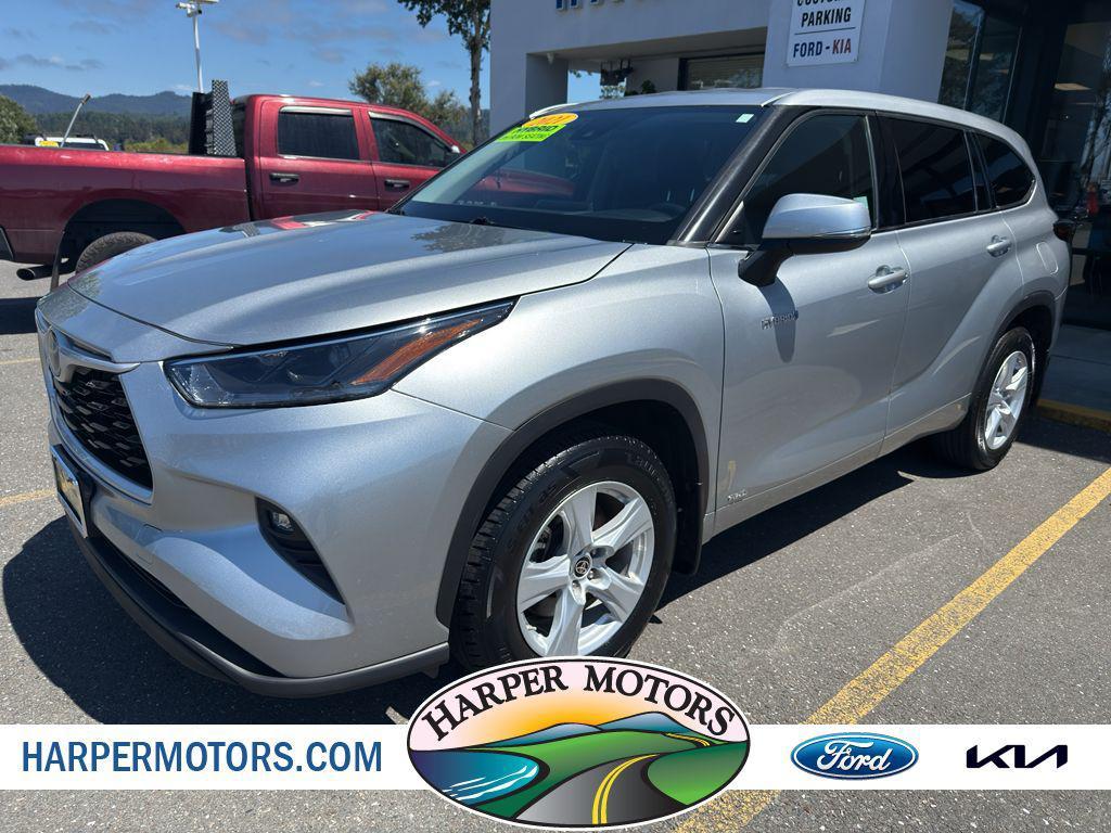 used 2021 Toyota Highlander Hybrid car, priced at $30,974