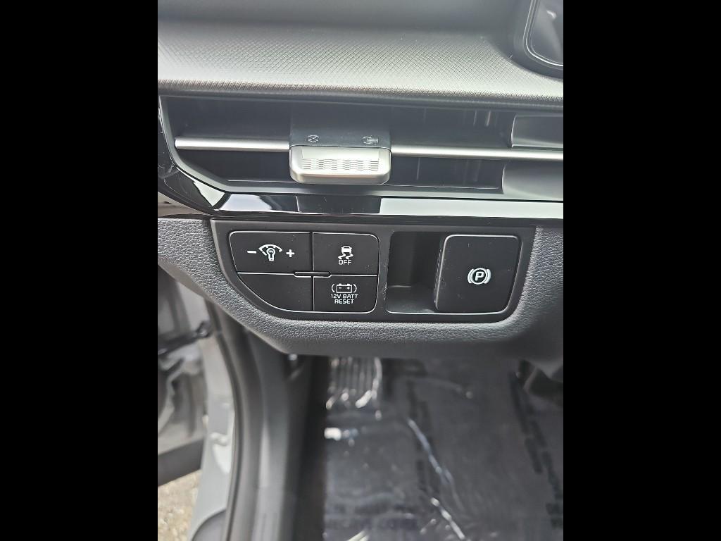 new 2026 Kia Sportage car, priced at $34,959