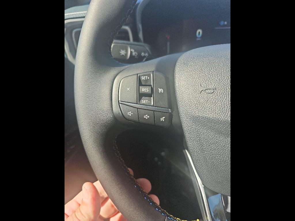 new 2025 Ford Maverick car, priced at $37,074