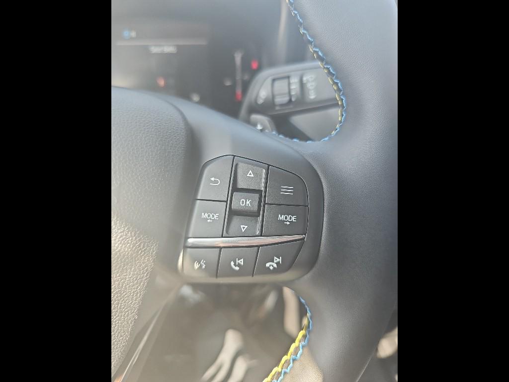 new 2025 Ford Maverick car, priced at $37,074