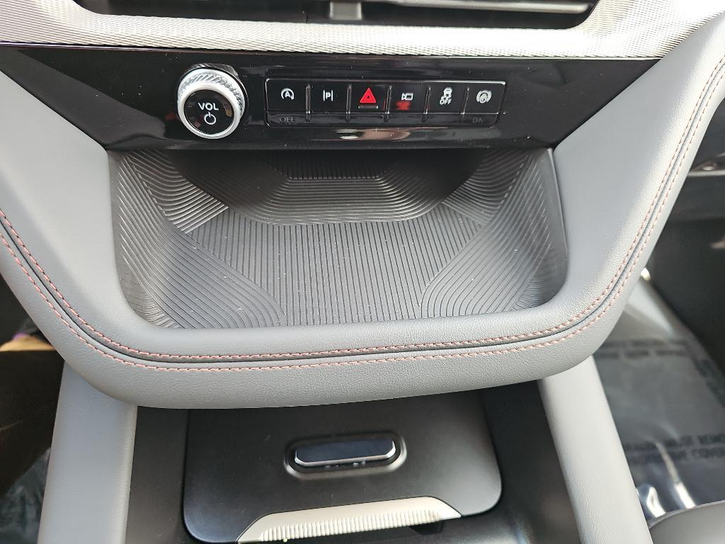 new 2025 Ford Explorer car, priced at $50,009