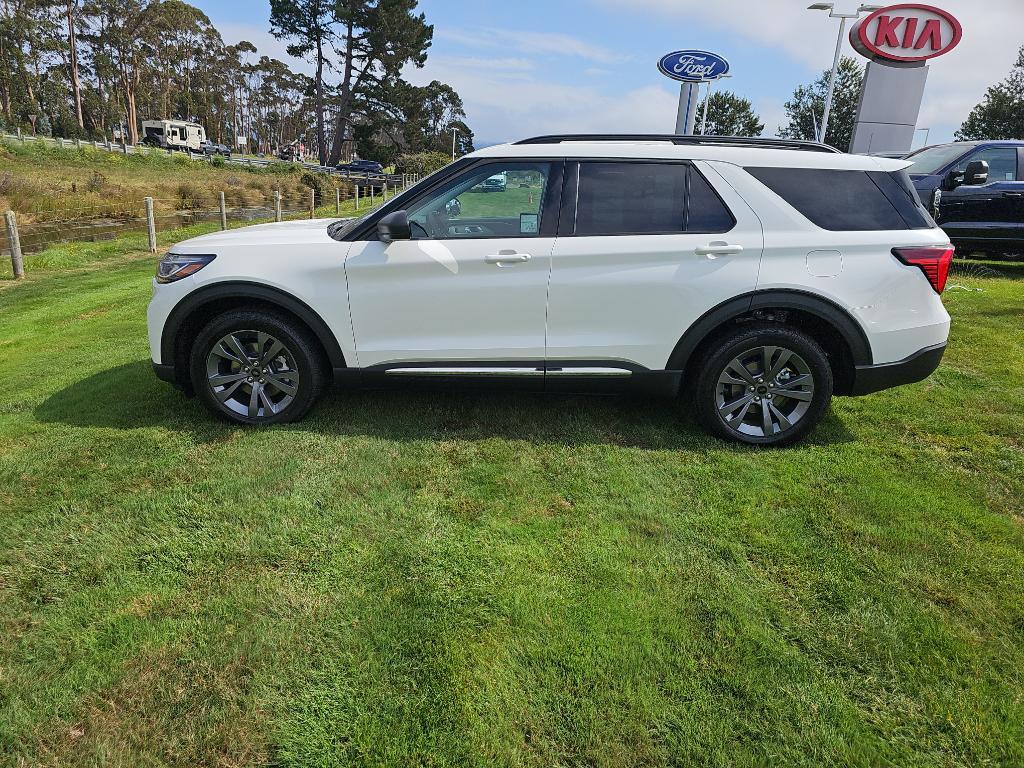 new 2025 Ford Explorer car, priced at $50,009