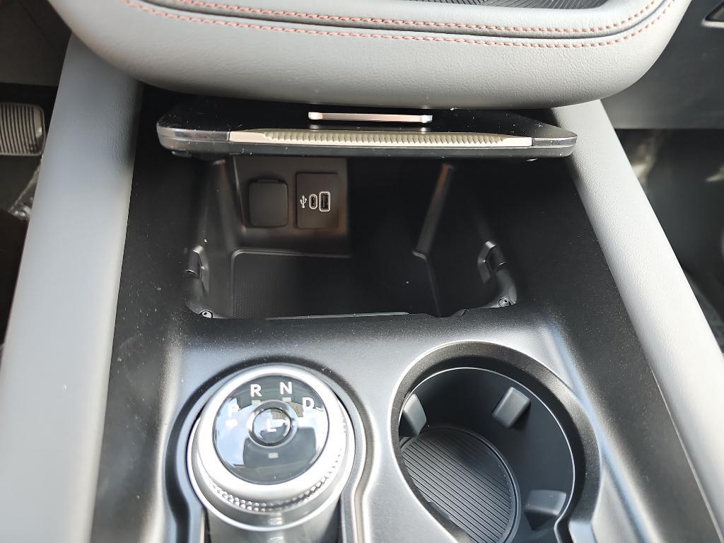 new 2025 Ford Explorer car, priced at $50,009