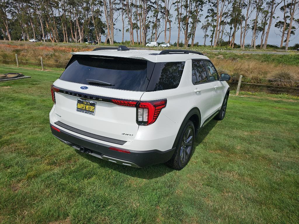 new 2025 Ford Explorer car, priced at $50,009