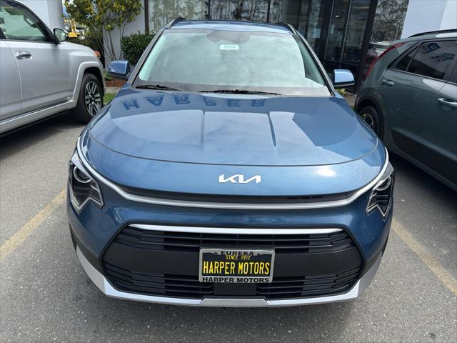 new 2025 Kia Niro Plug-In Hybrid car, priced at $36,259