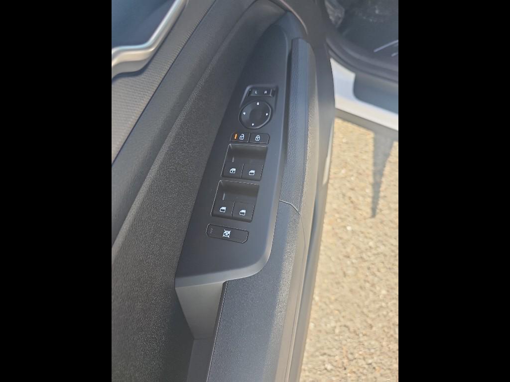 new 2026 Kia Sportage car, priced at $32,659